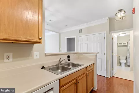 Kitchen - 1530 Spring Gate Dr #9312, Mclean, VA 22102 photo 4 of 4