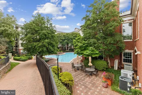 Exterior - 1530 Spring Gate Dr #9312, Mclean, VA 22102 photo 4 of 7