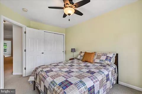 Bedroom - 8429 Carmela Cir, Springfield, VA 22153 photo 5 of 9