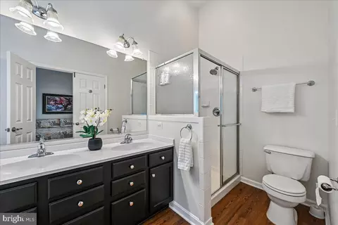 Bath - 8429 Carmela Cir, Springfield, VA 22153 photo 1 of 5