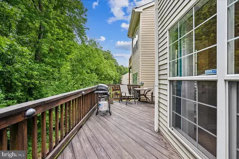 Exterior - 8429 Carmela Cir, Springfield, VA 22153 photo 8 of 10