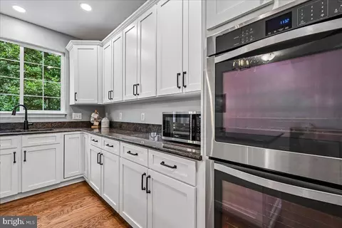 Kitchen - 8429 Carmela Cir, Springfield, VA 22153 photo 5 of 5