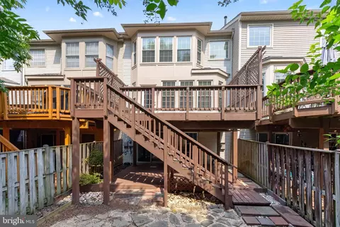 Exterior - 8015 Readington Ct, Springfield, VA 22152 photo 4 of 4