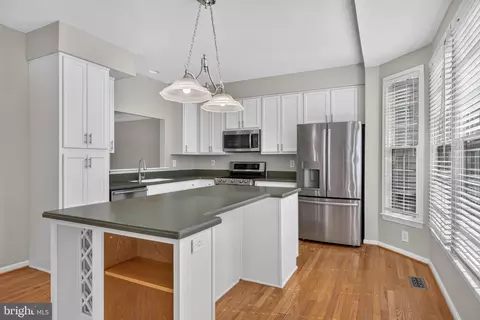 Kitchen - 8015 Readington Ct, Springfield, VA 22152 photo 3 of 5