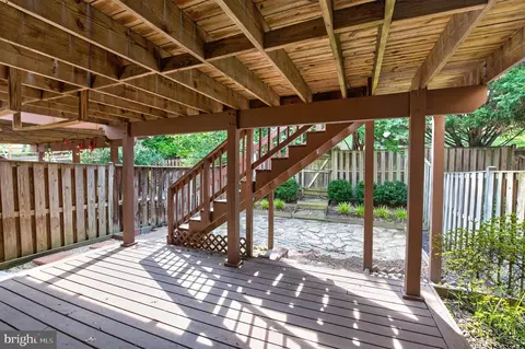 Exterior - 8015 Readington Ct, Springfield, VA 22152 photo 3 of 4