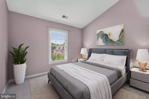 Bedroom - 8015 Readington Ct, Springfield, VA 22152 photo 2 of 3