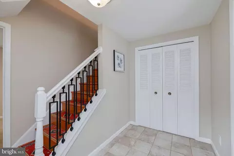 Entry Way - 7500 Long Pine Dr, Springfield, VA 22151 photo 2 of 2