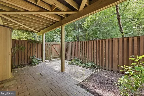 Exterior - 2050 Chadds Ford Dr, Reston, VA 20191 photo 7 of 9
