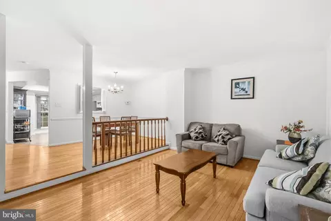 Living - 8550 Bauer Dr, Springfield, VA 22152 photo 3 of 3