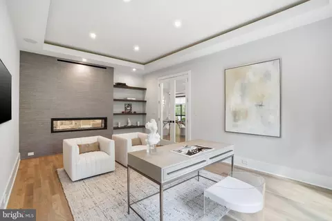 Other - 938 Saigon Rd, Mclean, VA 22102 photo 5 of 12