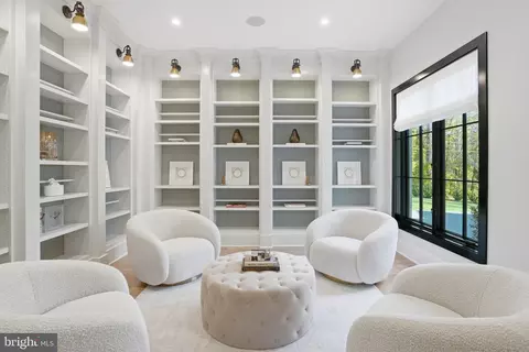 Other - 938 Saigon Rd, Mclean, VA 22102 photo 6 of 12
