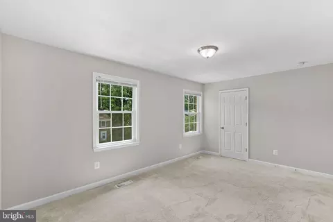 Bedroom - 6612 Burlington Pl, Springfield, VA 22152 photo 2 of 5