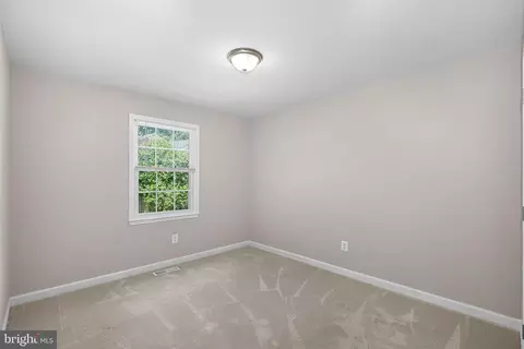 Bedroom - 6612 Burlington Pl, Springfield, VA 22152 photo 4 of 5