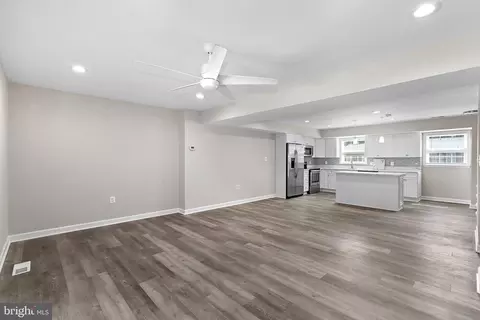 Living - 6612 Burlington Pl, Springfield, VA 22152 photo 4 of 8