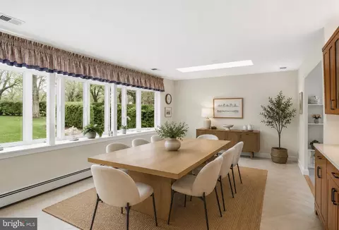 Dining - 12012 Canter Ln, Reston, VA 20191 photo 2 of 2