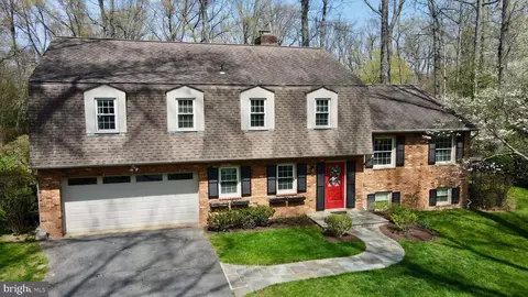 Exterior - 12012 Canter Ln, Reston, VA 20191 photo 6 of 8