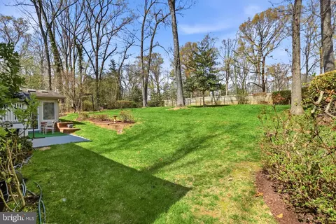 Exterior - 12012 Canter Ln, Reston, VA 20191 photo 4 of 8