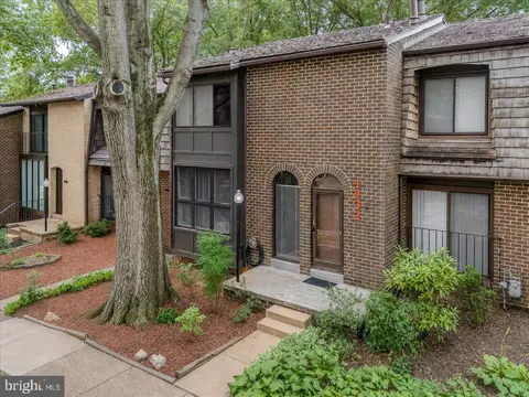 4932 Sauquoit Ln, Annandale, VA 22003