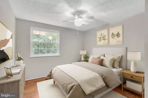 Bedroom - 8417 Great Lake Ln, Springfield, VA 22153 photo 3 of 5