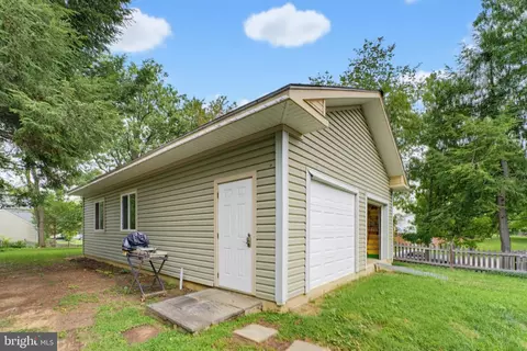Other - 6342 Meriwether Ln, Springfield, VA 22150 photo 10 of 11
