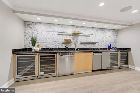 Kitchen - 6342 Meriwether Ln, Springfield, VA 22150 photo 5 of 5