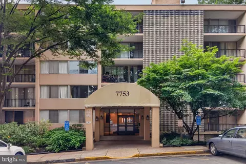 7753 Patriot Dr #54, Annandale, VA 22003
