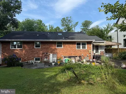 1917 Great Falls St, Mclean, VA 22101 photo 5