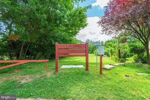View/Area - 7821 Falstaff Rd, Mclean, VA 22102 photo 1 of 1