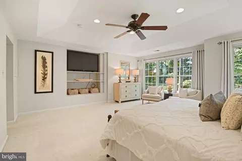 Bedroom - 7821 Falstaff Rd, Mclean, VA 22102 photo 3 of 9