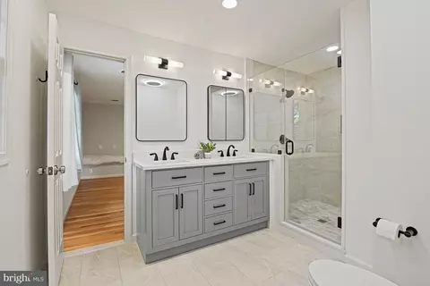 Bath - 7821 Falstaff Rd, Mclean, VA 22102 photo 9 of 14