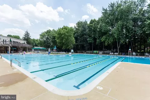 Exterior - 7821 Falstaff Rd, Mclean, VA 22102 photo 17 of 22