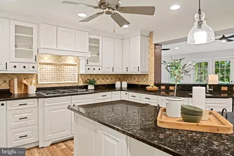 Kitchen - 7821 Falstaff Rd, Mclean, VA 22102 photo 7 of 10
