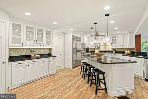 Kitchen - 7821 Falstaff Rd, Mclean, VA 22102 photo 8 of 10