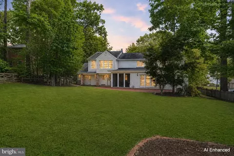 Exterior - 7821 Falstaff Rd, Mclean, VA 22102 photo 6 of 22