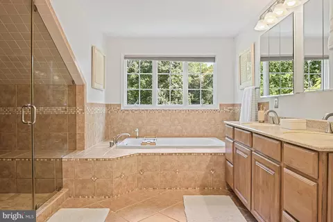 Bath - 7821 Falstaff Rd, Mclean, VA 22102 photo 6 of 14