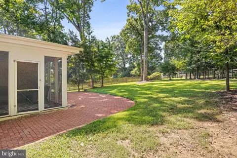 Exterior - 7821 Falstaff Rd, Mclean, VA 22102 photo 11 of 22