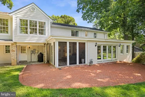 Exterior - 7821 Falstaff Rd, Mclean, VA 22102 photo 12 of 22