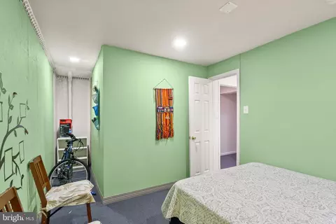 Bedroom - 5633 Sutherland Ct, Burke, VA 22015 photo 8 of 8