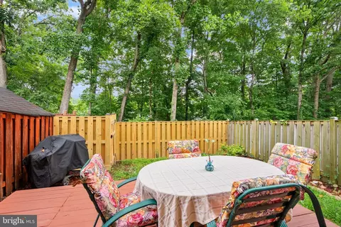 Exterior - 5633 Sutherland Ct, Burke, VA 22015 photo 7 of 13