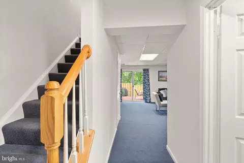 Entry Way - 5633 Sutherland Ct, Burke, VA 22015 photo 5 of 5