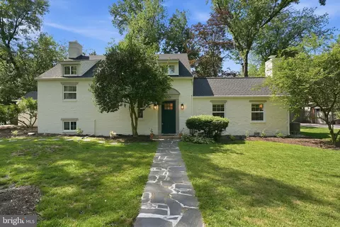 6001 Beech Tree Dr, Alexandria, VA 22310