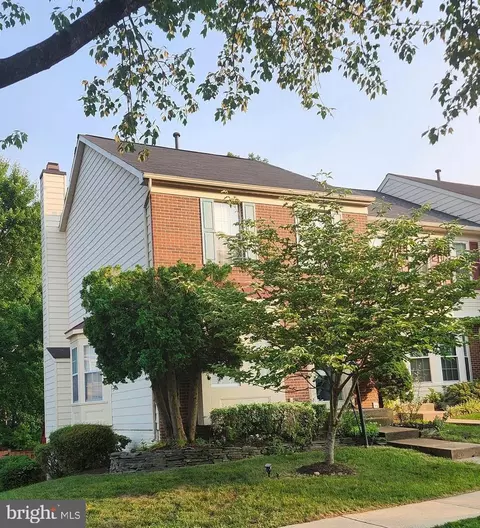 5227 Dunstable Ln, Alexandria, VA 22315