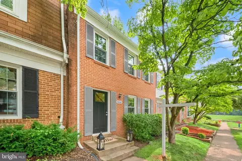 Exterior - 5546 Kendrick Ln, Burke, VA 22015 photo 1 of 5