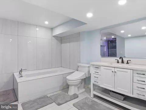 Bath - 6103 Dinwiddie St, Springfield, VA 22150 photo 3 of 5
