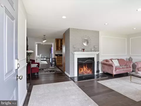 Entry Way - 6103 Dinwiddie St, Springfield, VA 22150 photo 1 of 2