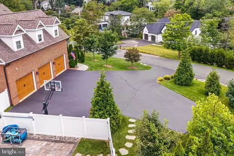 Other - 1515 Brookhaven Dr, Mclean, VA 22101 photo 4 of 28
