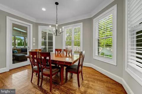 Dining - 1515 Brookhaven Dr, Mclean, VA 22101 photo 4 of 4