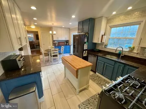 Kitchen - 7635 Highland St, Springfield, VA 22150 photo 2 of 3
