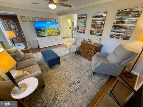 Living - 7635 Highland St, Springfield, VA 22150 photo 1 of 1
