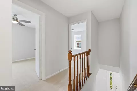 Entry Way - 8627 Pin Oak Dr, Springfield, VA 22153 photo 7 of 7